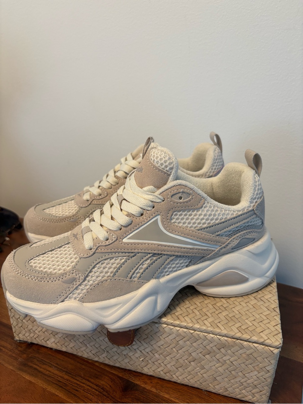 Reebok Women's Chunky Mesh Sneakers in Beige and White - Picture 3 of 3